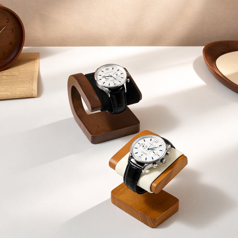 Oirlv Walnut Wooden Watch Stan - Jewelry And Watches Inc 评论和价格